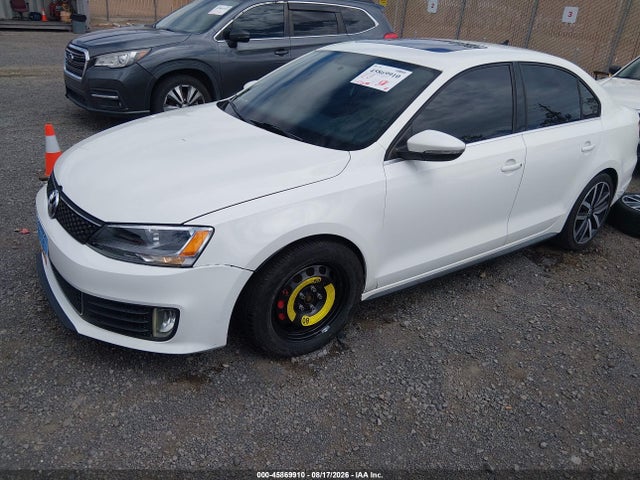 2013 Volkswagen Jetta Gli Autobahn მანქანა იყიდება აუქციონზე, vin: 3VW4T7AJ0DM310111, აუქციონის ნომერი: 45869910