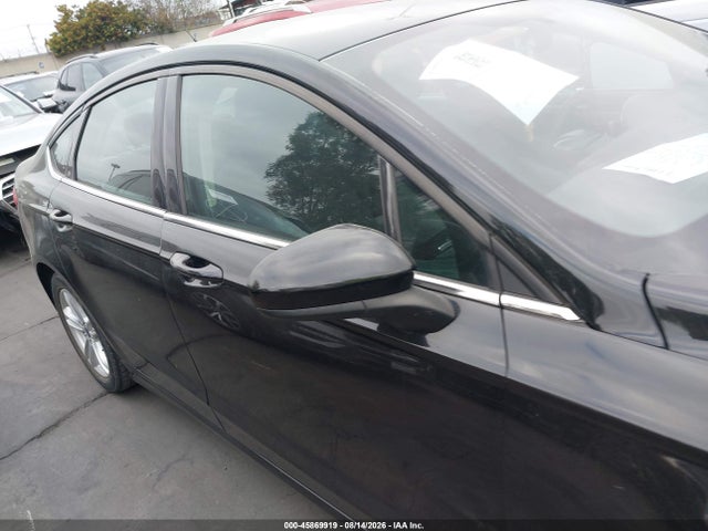 3FA6P0H76JR133523 Ford FUSION SE