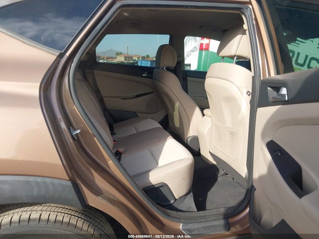 2016 Hyundai Tucson Sport მანქანა იყიდება აუქციონზე, vin: KM8J33A26GU189023, აუქციონის ნომერი: 45869941