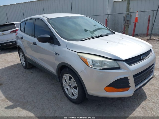 Продажа на аукционе авто 2015 Ford Escape S, vin: 1FMCU0F78FUC65879, номер лота: 45869951