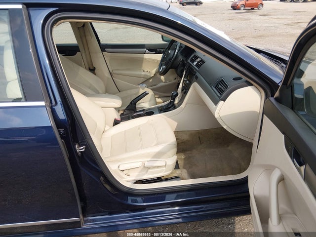 Продаж на аукціоні авто 2015 Volkswagen Passat 2.0l Tdi Se, vin: 1VWBV7A39FC079040, номер лоту: 45869953
