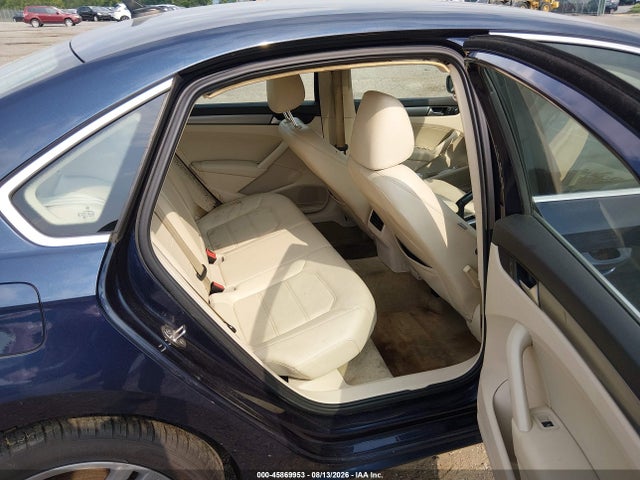 Продаж на аукціоні авто 2015 Volkswagen Passat 2.0l Tdi Se, vin: 1VWBV7A39FC079040, номер лоту: 45869953