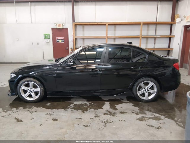 45869969 :رقم المزاد ، WBA3B5C5XDF594690 vin ، 2013 Bmw 328i Xdrive مزاد بيع