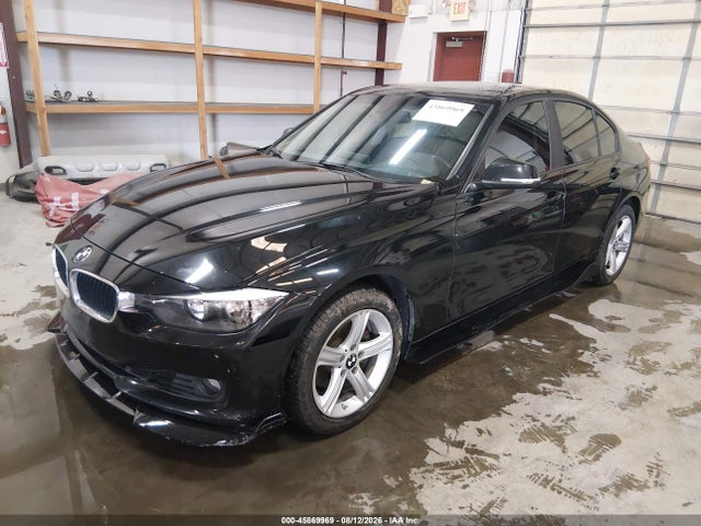 45869969 :رقم المزاد ، WBA3B5C5XDF594690 vin ، 2013 Bmw 328i Xdrive مزاد بيع