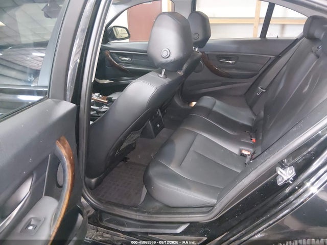 45869969 :رقم المزاد ، WBA3B5C5XDF594690 vin ، 2013 Bmw 328i Xdrive مزاد بيع