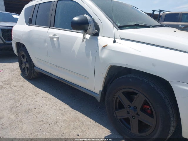 45869970 :رقم المزاد ، 1J4NT4FB6AD601916 vin ، 2010 Jeep Compass Sport مزاد بيع