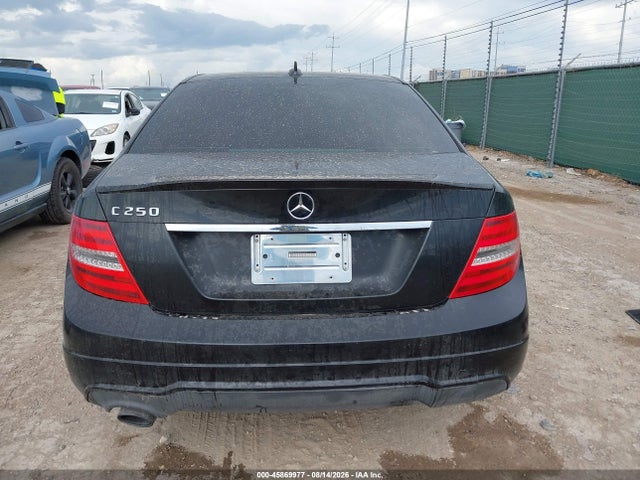 45869977 :رقم المزاد ، WDDGF4HB5DR269869 vin ، 2013 Mercedes-benz C 250 Sport مزاد بيع