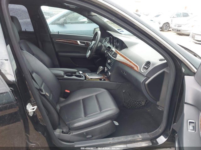 45869977 :رقم المزاد ، WDDGF4HB5DR269869 vin ، 2013 Mercedes-benz C 250 Sport مزاد بيع