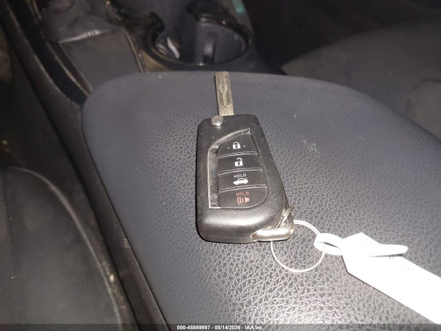 Продаж на аукціоні авто 2018 Toyota Camry Le, vin: 4T1B11HK8JU667132, номер лоту: 45869997