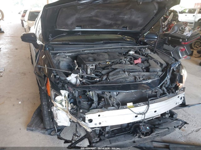 Продаж на аукціоні авто 2018 Toyota Camry Le, vin: 4T1B11HK8JU667132, номер лоту: 45869997