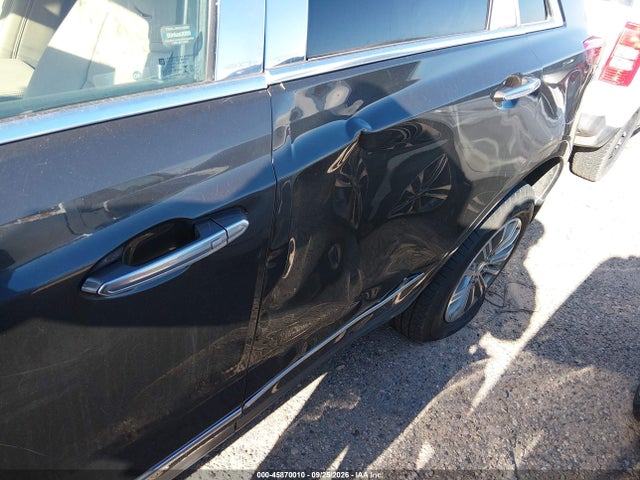 45870010 :رقم المزاد ، 1GYKNCRS8KZ190512 vin ، 2019 Cadillac Xt5 Luxury مزاد بيع