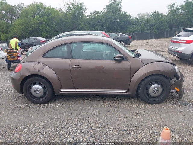 Продаж на аукціоні авто 2012 Volkswagen Beetle 2.5l, vin: 3VWJP7AT3CM638405, номер лоту: 45870046