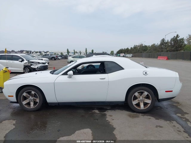 Продажа на аукционе авто 2014 Dodge Challenger Sxt, vin: 2C3CDYAG1EH294575, номер лота: 45870066