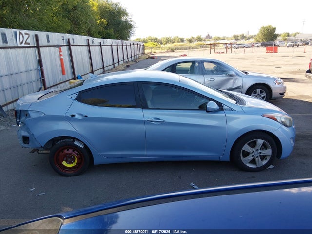 Продаж на аукціоні авто 2013 Hyundai Elantra Gls, vin: KMHDH4AE6DU684719, номер лоту: 45870071