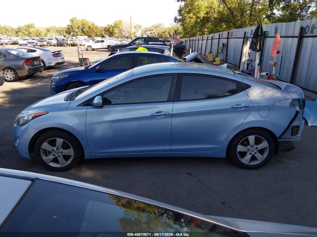 Продаж на аукціоні авто 2013 Hyundai Elantra Gls, vin: KMHDH4AE6DU684719, номер лоту: 45870071