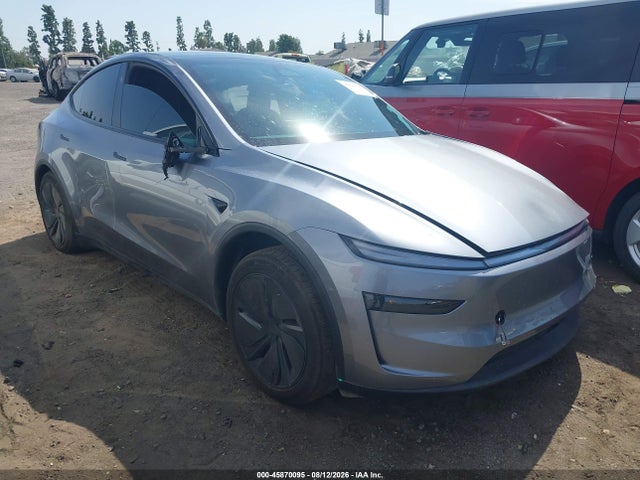 Tesla Model Y All-wheel Drive/long Range Launch Series/premium All-wheel Drive 2026 7SAYGDEE1TF650538 main image
