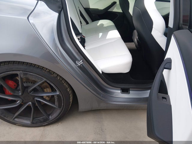 2026 Tesla Model 3 Performance All-wheel Drive მანქანა იყიდება აუქციონზე, vin: 5YJ3E1ET3TF171127, აუქციონის ნომერი: 45870098