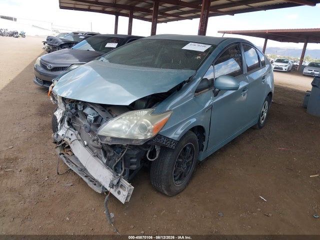 Toyota Prius Two 2015 JTDKN3DU1F1895543 Image 2