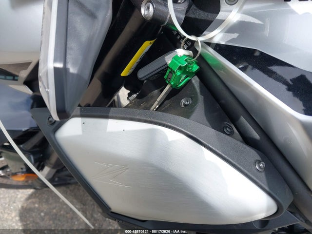 Kawasaki Zr900 S 2025 ML5ZRDS16SDA01981 Image 11