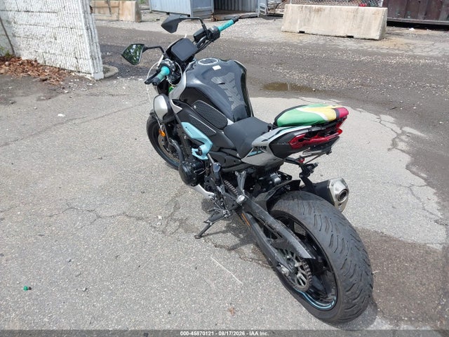 Kawasaki Zr900 S 2025 ML5ZRDS16SDA01981 Image 3