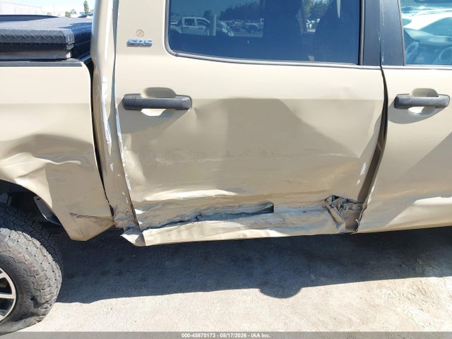 5TFEY5F18HX226009 Toyota Tundra Sr5 5.7l V8