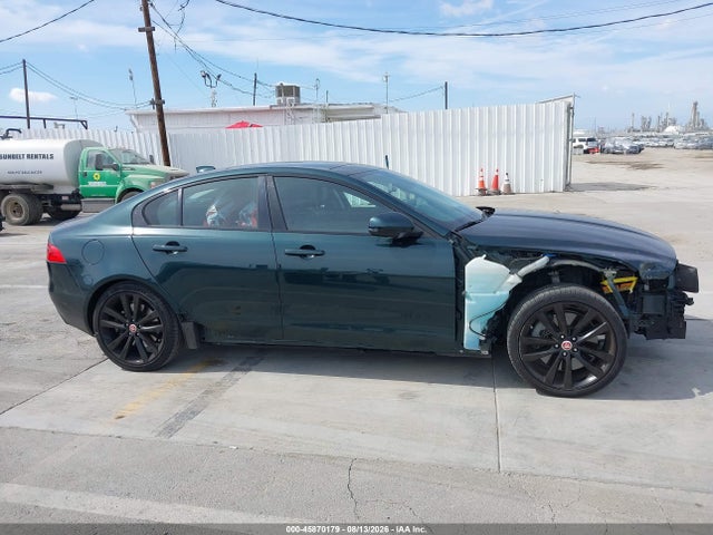 Jaguar Xe 35t Prestige 2017 SAJAE4BV3HA975458 Image 14