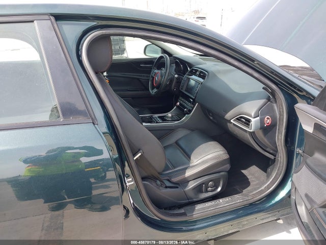 Jaguar Xe 35t Prestige 2017 SAJAE4BV3HA975458 Image 5