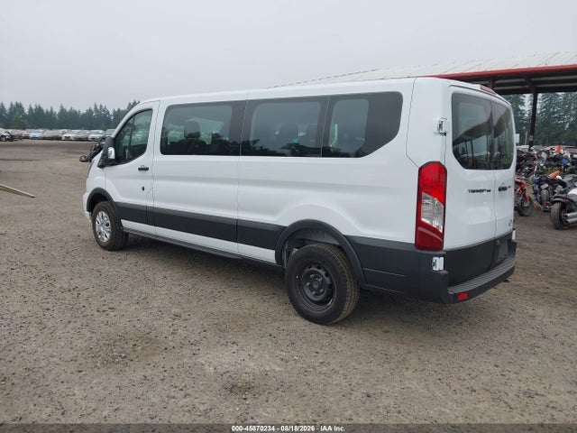 1FBAX2Y88TKA82935 Ford Transit-350 Passenger Van Xlt