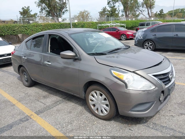 2015 Nissan Versa 1.6 Sv მანქანა იყიდება აუქციონზე, vin: 3N1CN7AP5FL931580, აუქციონის ნომერი: 45870271