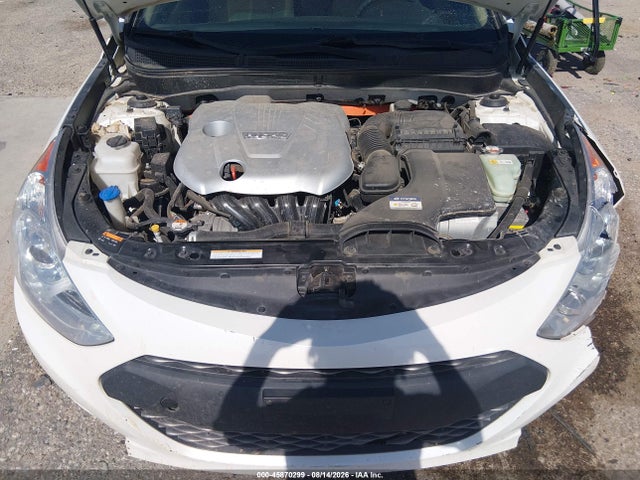 Hyundai SONATA HYBRID 2015 KMHEC4A44FA137902 Image 10