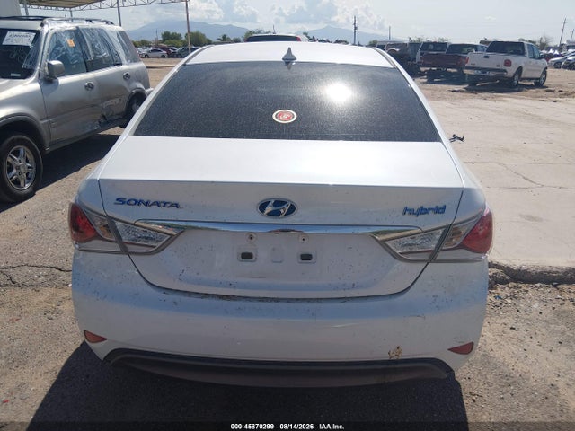 Hyundai SONATA HYBRID 2015 KMHEC4A44FA137902 Image 16