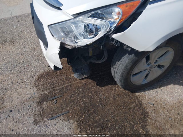Hyundai SONATA HYBRID 2015 KMHEC4A44FA137902 Image 6