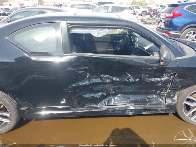 Scion TC 2016 JTKJF5C77GJ018047 Image 13