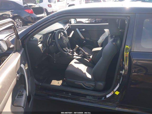 Scion TC 2016 JTKJF5C77GJ018047 Image 5