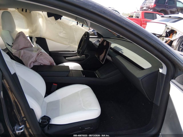 Продаж на аукціоні авто 2026 Tesla Model 3, vin: 5YJ3E1EA2TF136271, номер лоту: 45870323