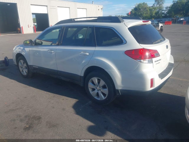 45870326 :رقم المزاد ، 4S4BRBCC0B3397092 vin ، 2011 Subaru Outback 2.5i Premium مزاد بيع