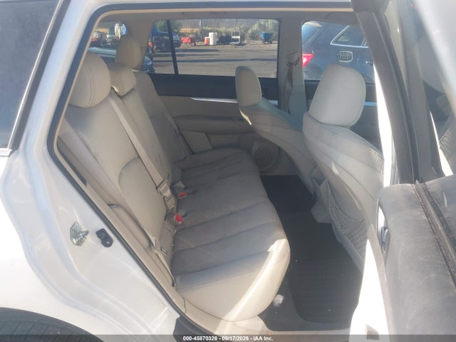 45870326 :رقم المزاد ، 4S4BRBCC0B3397092 vin ، 2011 Subaru Outback 2.5i Premium مزاد بيع