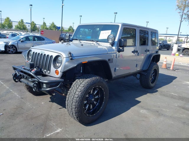 45870358 :رقم المزاد ، 1C4HJWEG2DL648338 vin ، 2013 Jeep Wrangler Unlimited Sahara مزاد بيع