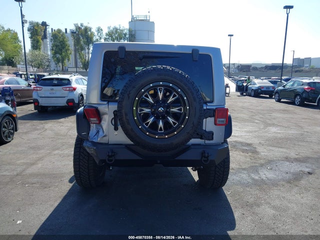 45870358 :رقم المزاد ، 1C4HJWEG2DL648338 vin ، 2013 Jeep Wrangler Unlimited Sahara مزاد بيع