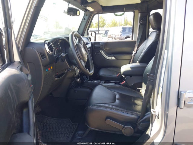 45870358 :رقم المزاد ، 1C4HJWEG2DL648338 vin ، 2013 Jeep Wrangler Unlimited Sahara مزاد بيع