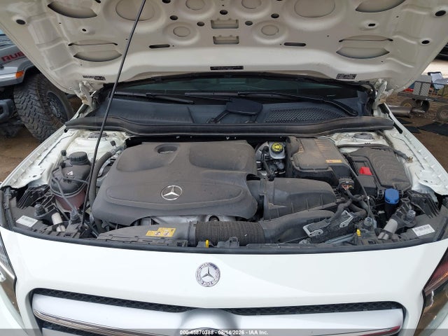 WDCTG4GB5GJ188942 Mercedes-Benz Gla 250 4matic