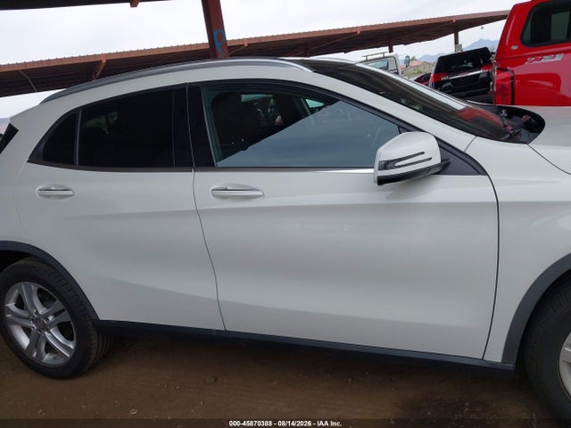WDCTG4GB5GJ188942 Mercedes-Benz Gla 250 4matic