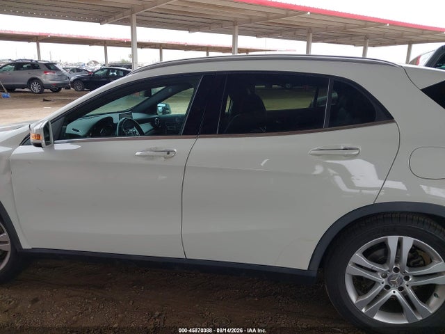 WDCTG4GB5GJ188942 Mercedes-Benz Gla 250 4matic