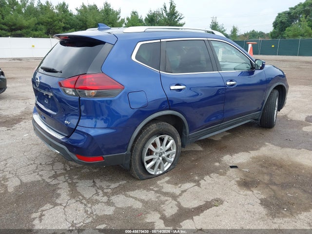 2020 Nissan Rogue Sv Fwd მანქანა იყიდება აუქციონზე, vin: KNMAT2MT2LP519557, აუქციონის ნომერი: 45870430