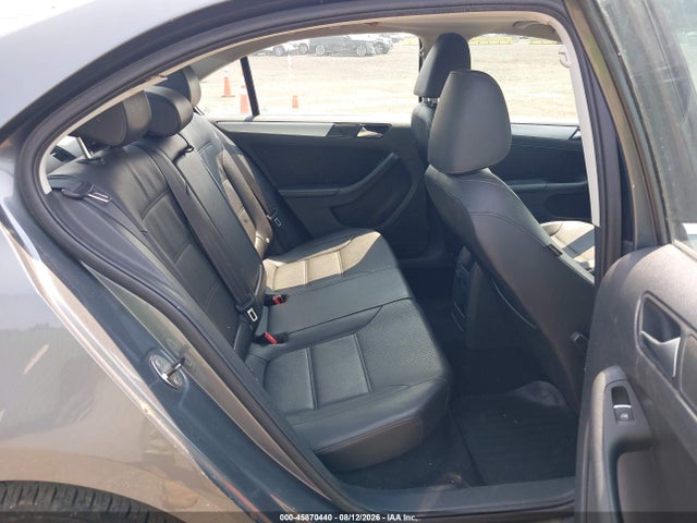 2013 Volkswagen Jetta 2.5l Se მანქანა იყიდება აუქციონზე, vin: 3VWDP7AJ2DM380505, აუქციონის ნომერი: 45870440