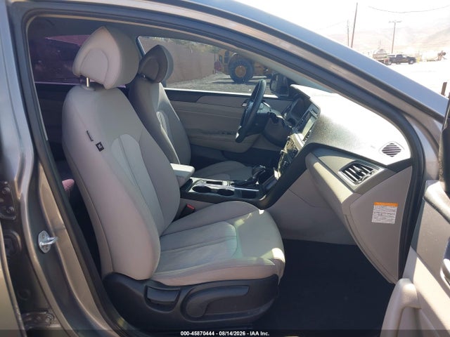 Aukcja sprzedaży 2017 Hyundai Sonata Hybrid Se, vin: KMHE24L37HA065085, numer aukcji: 45870444