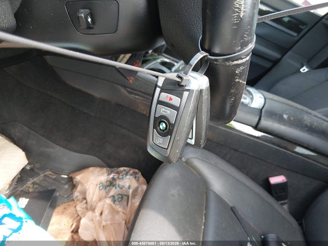 2013 Bmw 740i მანქანა იყიდება აუქციონზე, vin: WBAYA6C53DC994977, აუქციონის ნომერი: 45870461