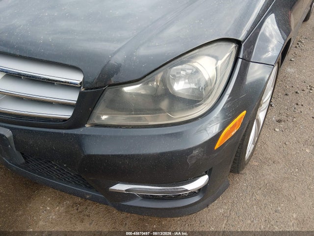 2013 Mercedes-benz C 300 Sport 4matic მანქანა იყიდება აუქციონზე, vin: WDDGF8AB1DG075627, აუქციონის ნომერი: 45870497