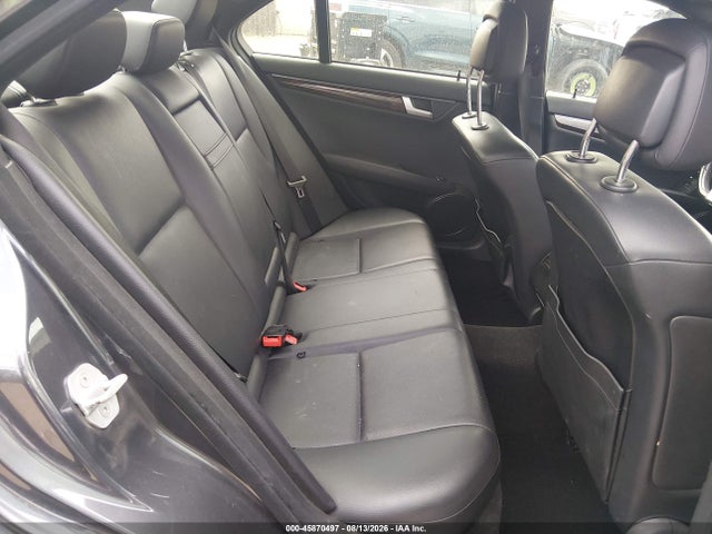 2013 Mercedes-benz C 300 Sport 4matic მანქანა იყიდება აუქციონზე, vin: WDDGF8AB1DG075627, აუქციონის ნომერი: 45870497