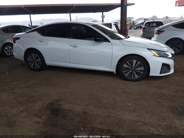1N4BL4CW3PN368134 Nissan Altima Sr Intelligent Awd